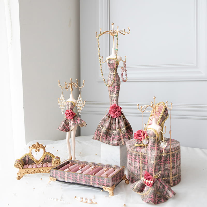 Bentuk Pakaian Corak Grid Set Pemegang Paparan Barang Kemas Berbentuk Manekin Berbentuk Kasut Tinggi